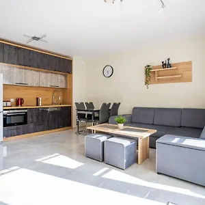 Smart Loqum Nowy Apartament - Wałowa 40 Apartament
